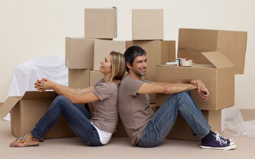 Local moving support for flats and homes in Ealing